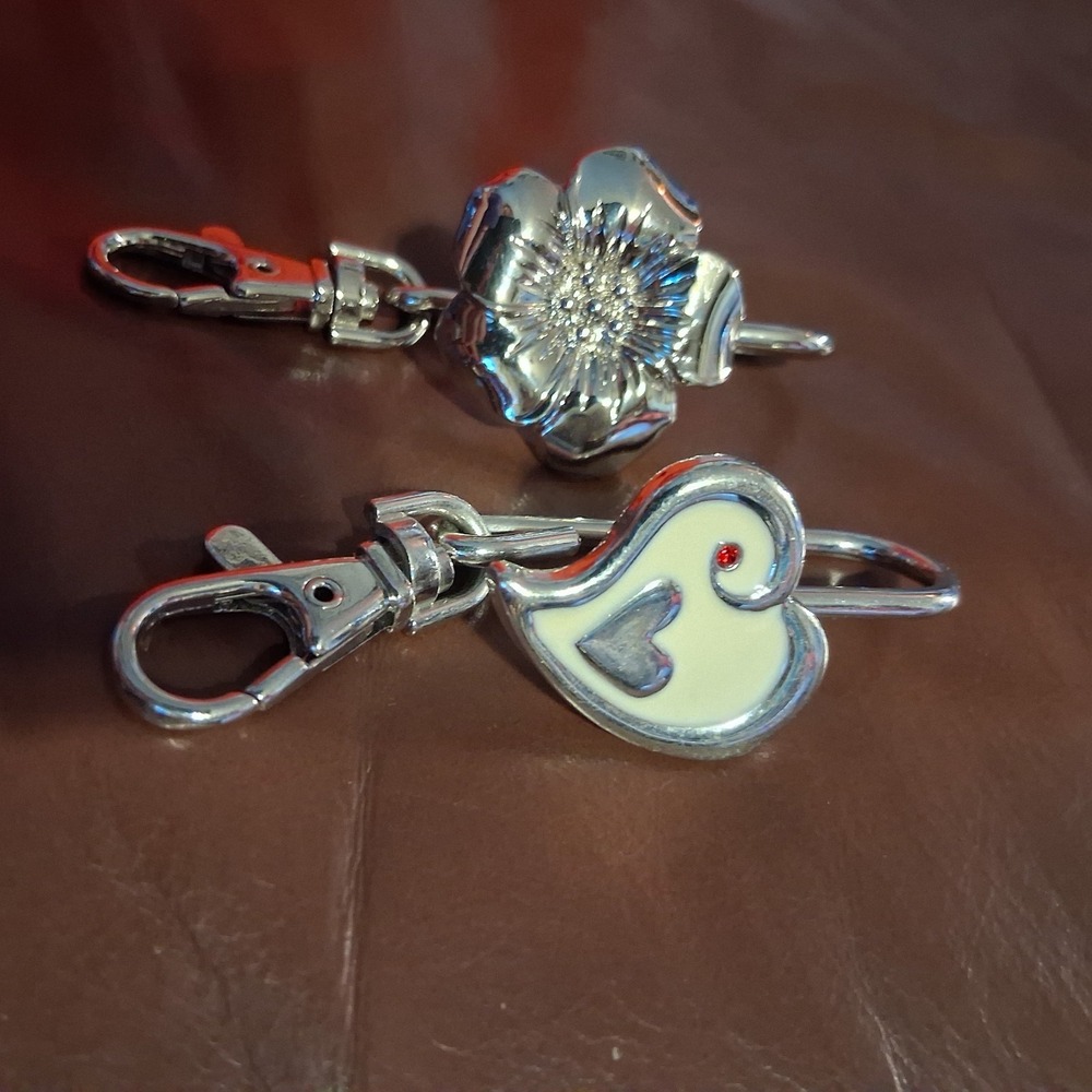 Alexx Finders Key Purse Lot Of 2 Silver Flower Heart Bag Key Charm Holder EUC